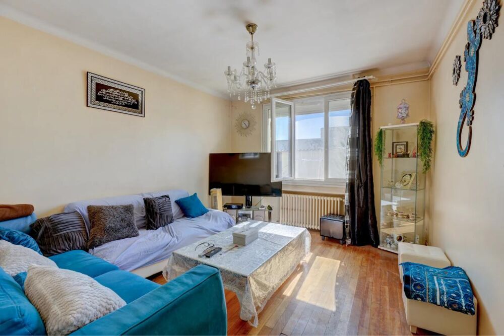 Vente Maison Maison de 5 pièces de 180 m² à Vaulx-en-Velin Vaulx en velin