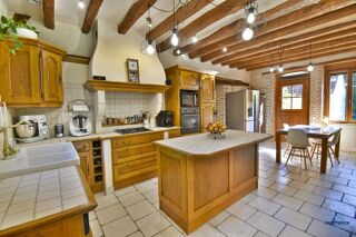  Maison à vendre 8 pièces 229 m²