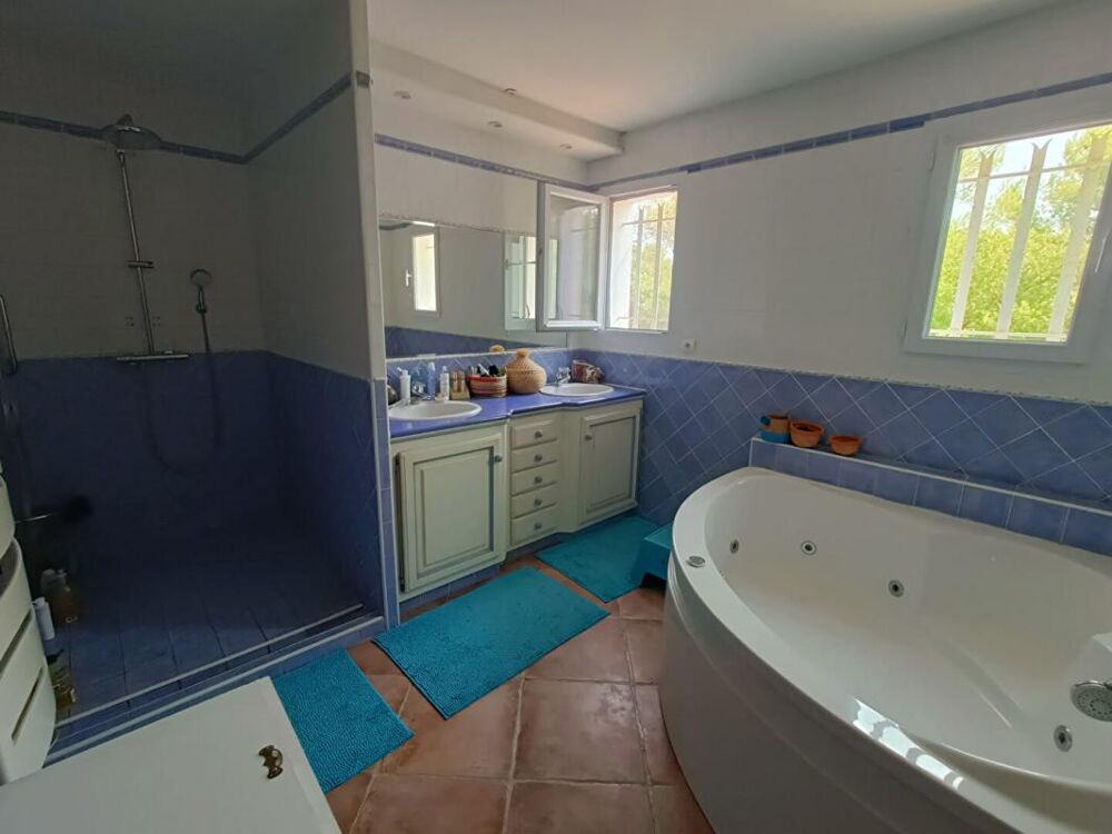  vendre  Maison Cuers (83390)