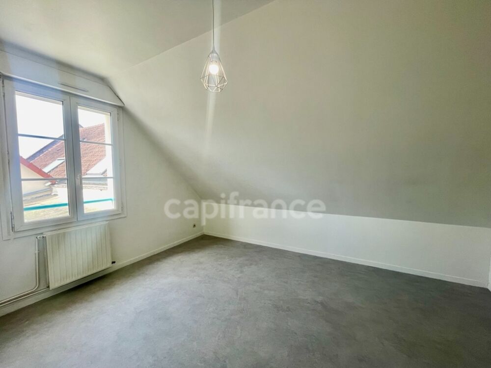 Vente Appartement Appartement - Duplex 3 pièces avec terrasse et parking privatif Chantilly