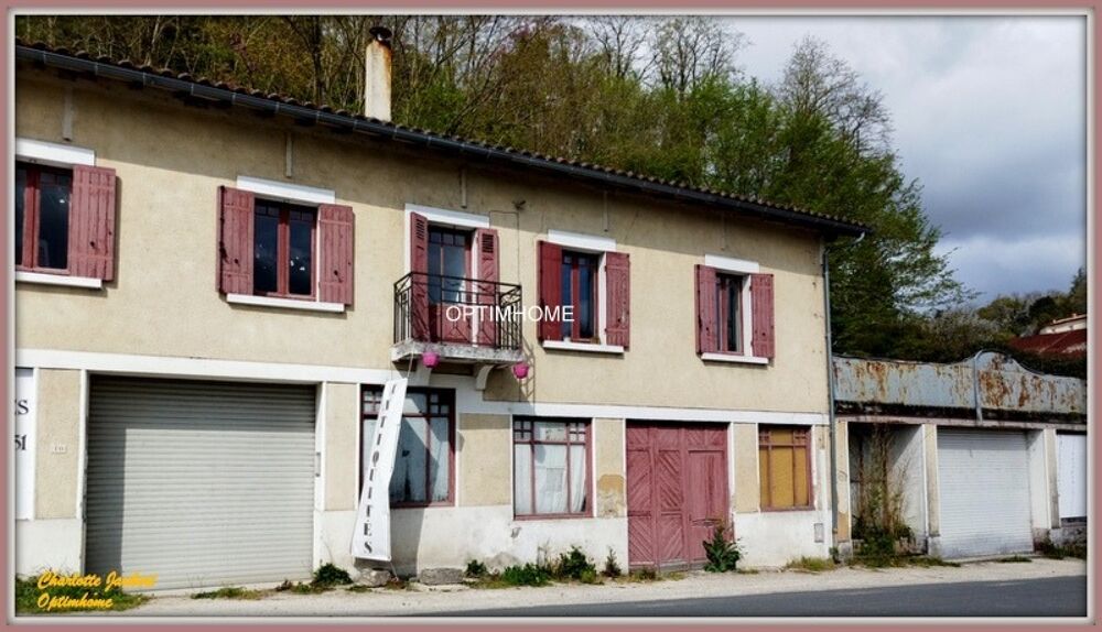 Maison 6 pièces 142 m² · à Aubeterre sur Dronne · 142 m² · 165 500 €