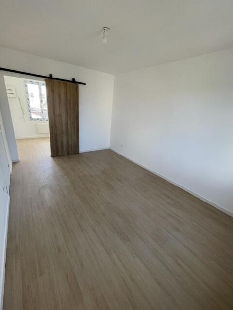  Maison � louer 7 pi�ces 121 m�