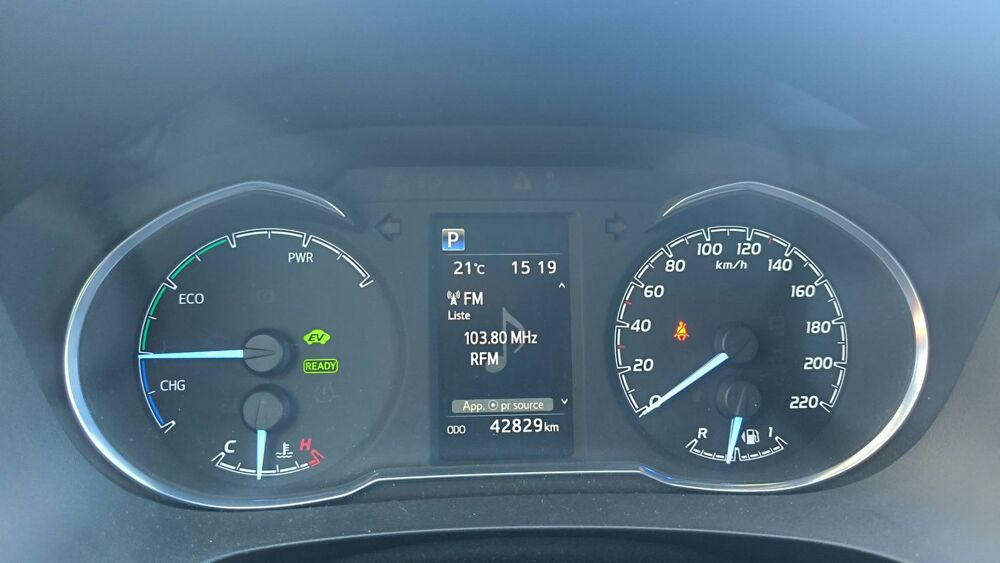 Yaris 1.5 VVTi 100 Hybrid E-CVT Collection 2017 occasion 10300 Sainte Savine