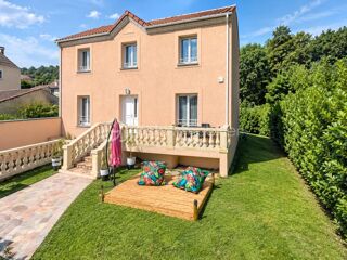 Vente Maison Spacieuse et fonctionnelle : maison 5 chambres avec jardin Gagny