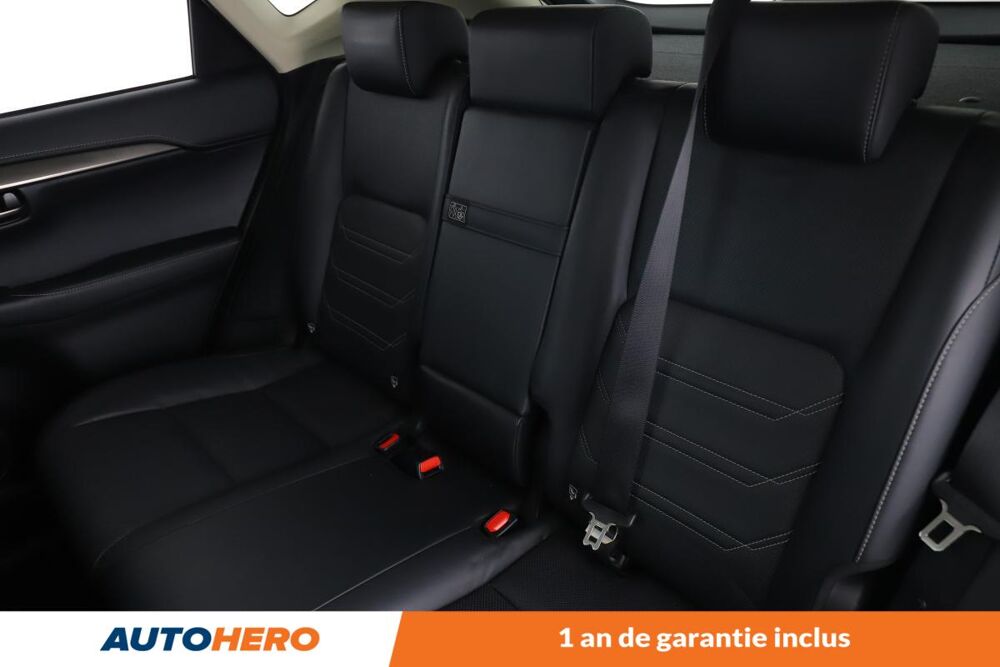 NX 300h Luxe 4WD Auto 197 ch 2018 occasion 92130 Issy-les-Moulineaux
