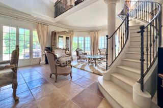  Propriété/château à vendre 14 pièces 615 m²