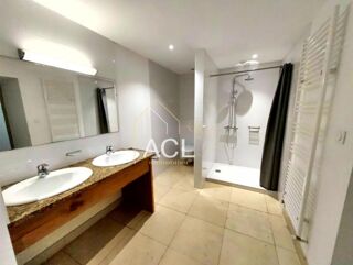  Propri�t�/ch�teau � vendre 11 pi�ces 360 m�