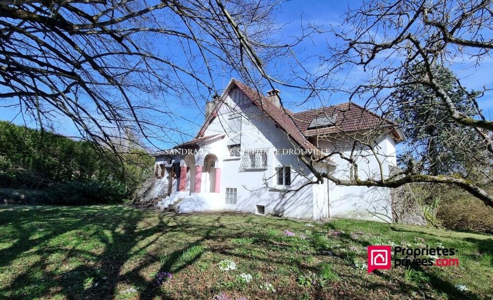 SAINT-PREST - CHARTRES CHARMANTE DEMEURE en Pierre de 144 m², 3 CHAMBRES. TERRAIN DIVISIBLE ET CONSTRUCTIBLE