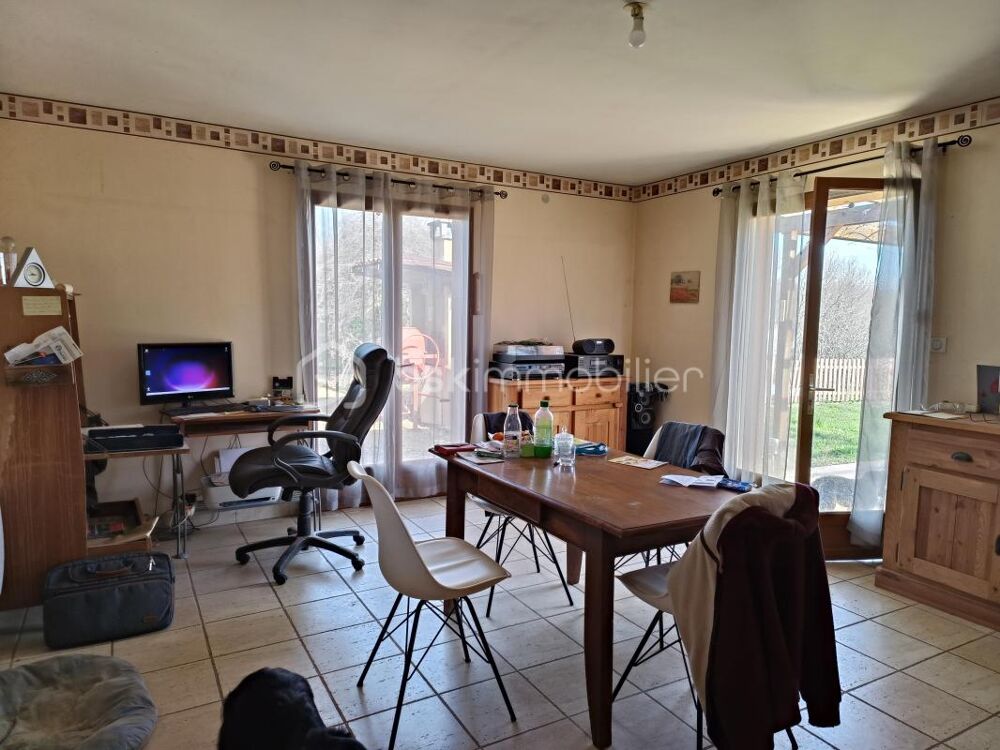 Vente Maison Ensemble Immobilier comprenant 2 Maisons de Plain-Pied et Piscine Audrix