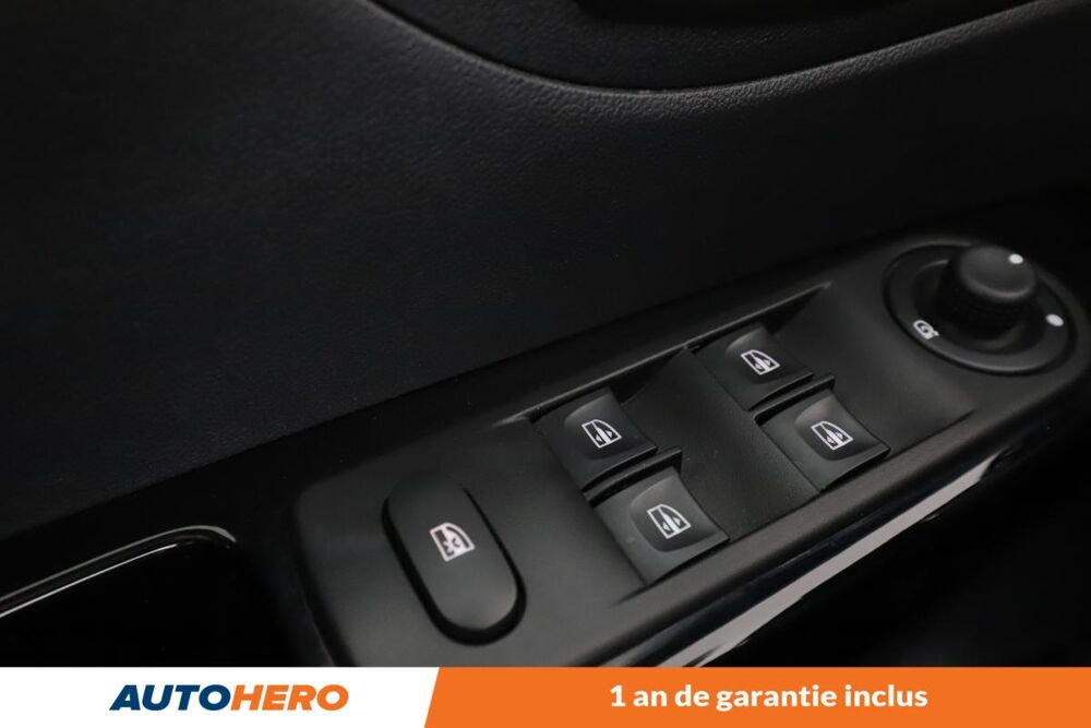 Captur 1.2 TCe Energy Intens EDC 120 ch 2016 occasion 92130 Issy-les-Moulineaux