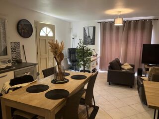  Maison  louer 2 pices 60 m