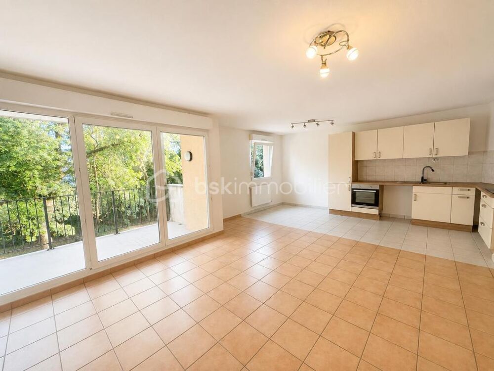 Appartement 3 pièces de 71 m² avec terrasse, parking  Cadre de vie exceptionnel à Issenheim