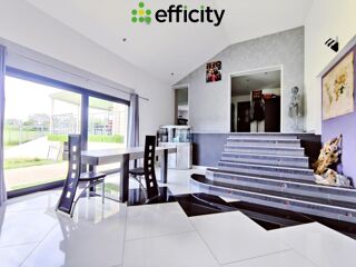  Maison � vendre 6 pi�ces 218 m�