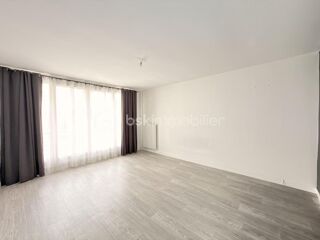 Vente Appartement À VENDRE - Appartement F3 (71m²) - Livry-Gargan Livry gargan
