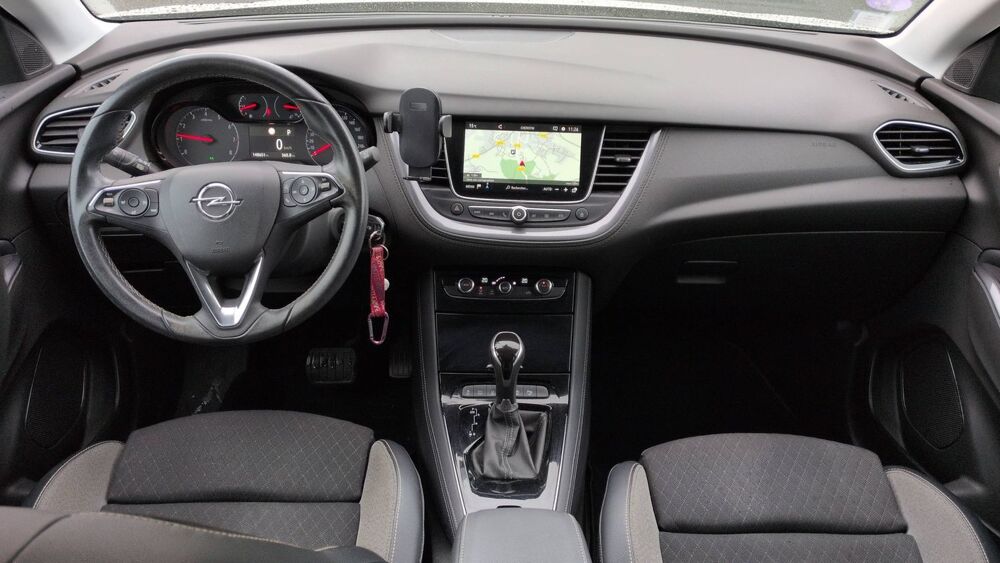 Grandland x 1.2 Turbo 130 EAT8 Design Line - Automatique 2019 occasion 56000 Vannes