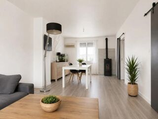  Maison � vendre 9 pi�ces 200 m�
