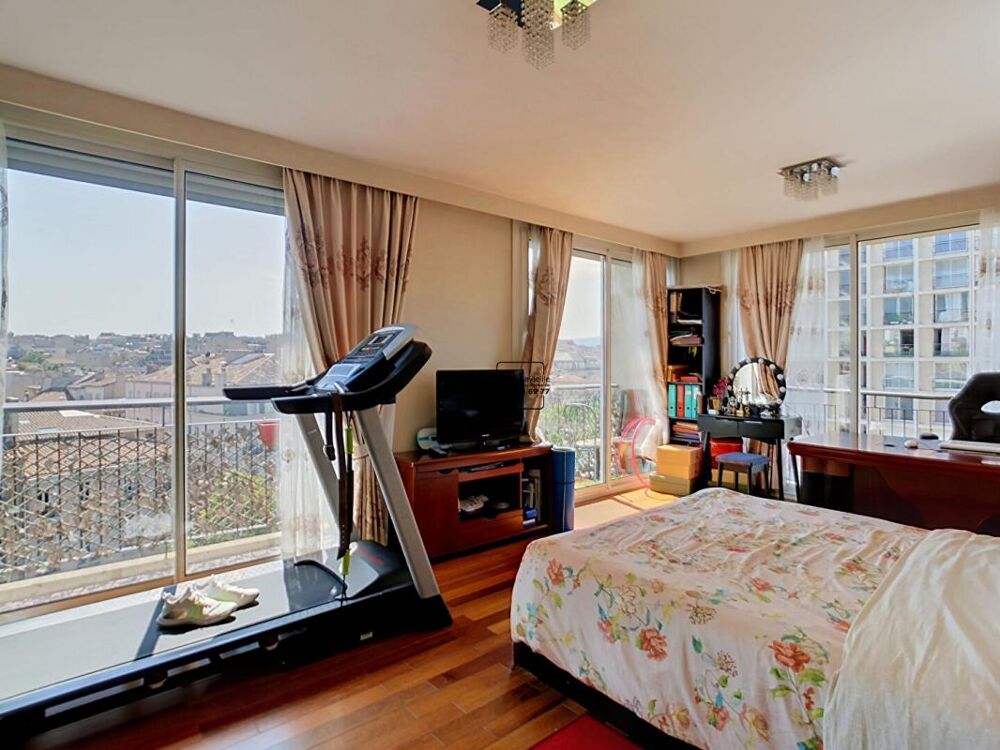 Vente Appartement Marseille (13001) - BOURSE - VIEUX PORT - T4 lumineux - 91 m2 - Vue Panoramique et balcons Marseille 1