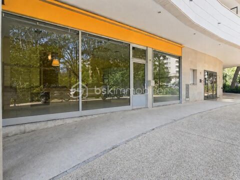   Local commercial - Courbevoie 