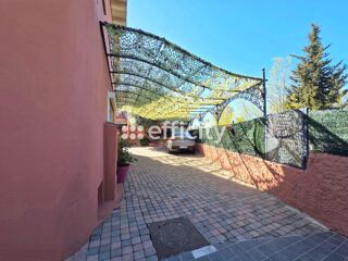  Propriété/château à vendre 12 pièces 304 m²