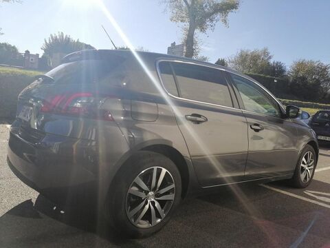 308 1.2 PURETECH 130 CV ALLURE EAT8 2019 occasion 31570 Lanta