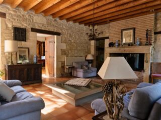  Propriété/château à vendre 12 pièces 820 m²
