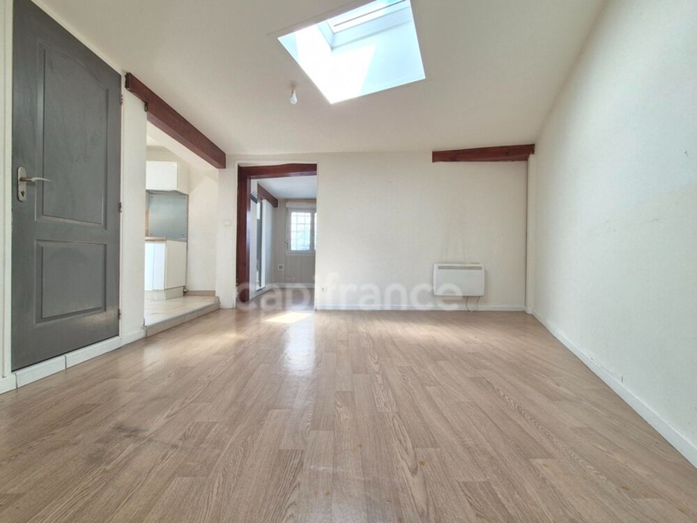 Appartement à vendre 2 pièces ROYAN (17) - Plain pied - Cour fermée - Centre ville