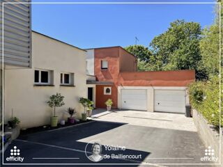 Maison 11 pièces 210 m² · à Vitré · 210 m² · 597 000 €