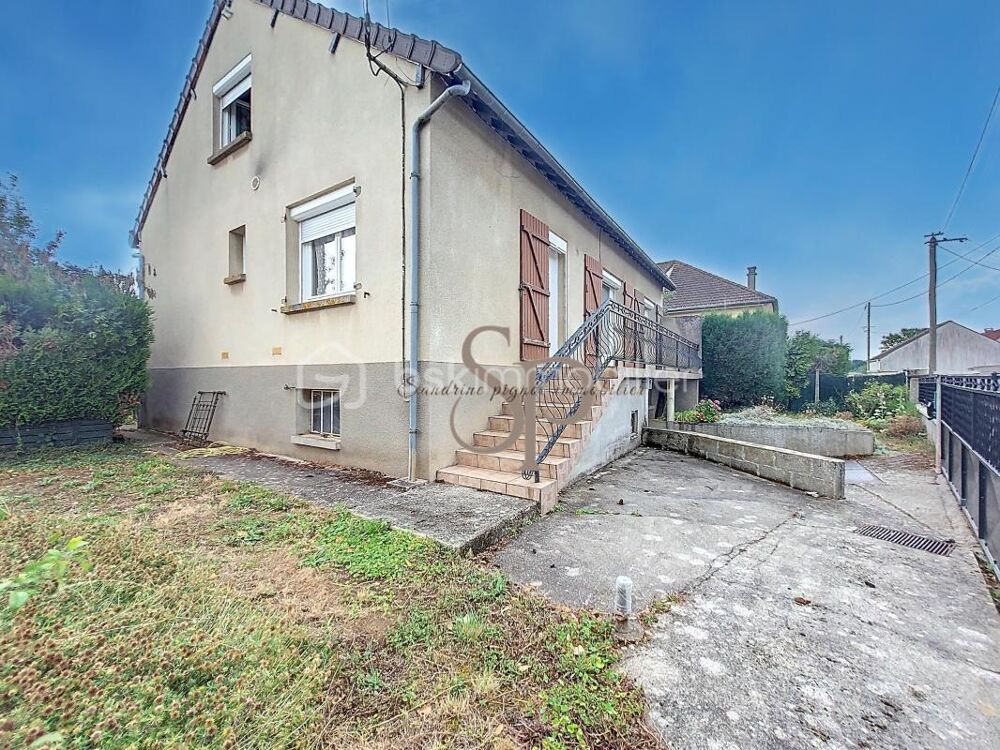 Vente Maison Maison 5 pièces 4 chambres La madeleine sur loing