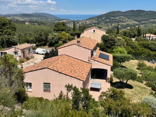  Villa à vendre 8 pièces 241 m²