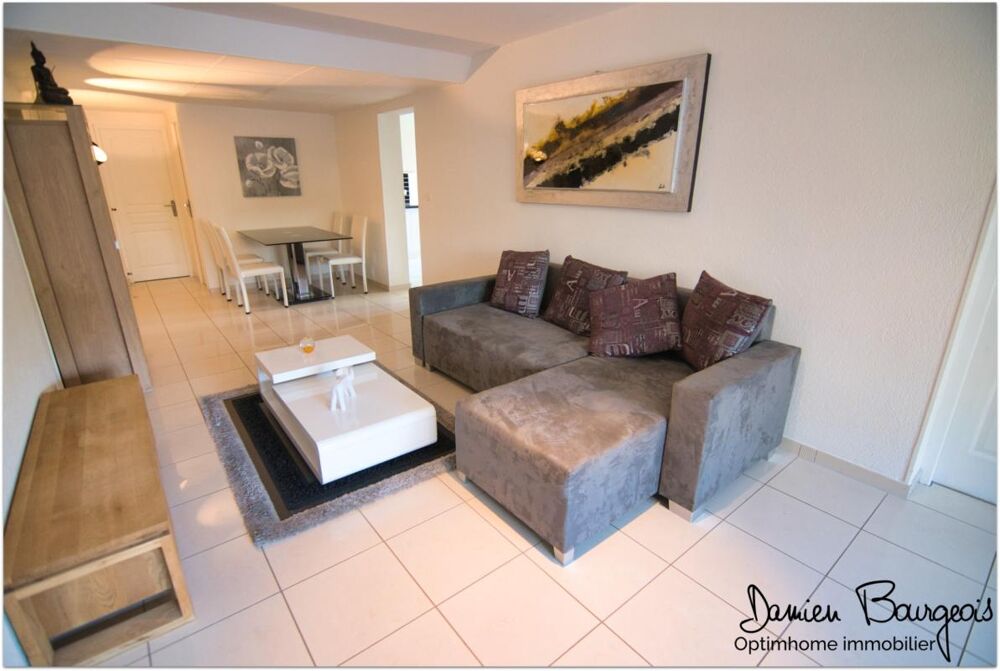 Vente Appartement APPARTEMENT DE 79 m² EN REZ-DE-CHAUSSÉE AVEC PLACE DE PARKING INTÉRIEURE Ferney voltaire