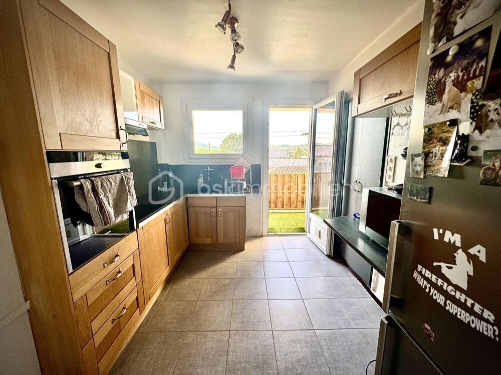 Vente Appartement Magnifique appartement  81m² 4 pièces avec un garage, parking, 2 terrasses et une cave Brignoles