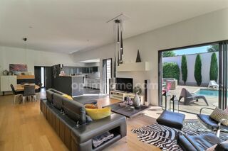  Maison � vendre 6 pi�ces 197 m�