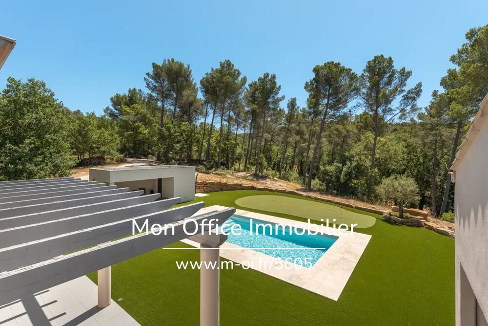 Vente Villa Référence : 5605-MAC - Villa 5 pièces avec piscine, garage et dépendance Trets