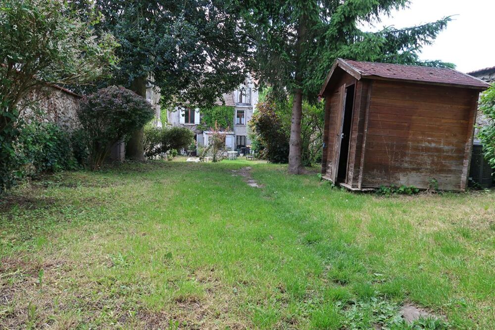 Vente Maison MARINES MEME. ENSEMBLE IMMOBILIER EXCEPTIONNEL AVEC DU POTENTIEL ! Marines
