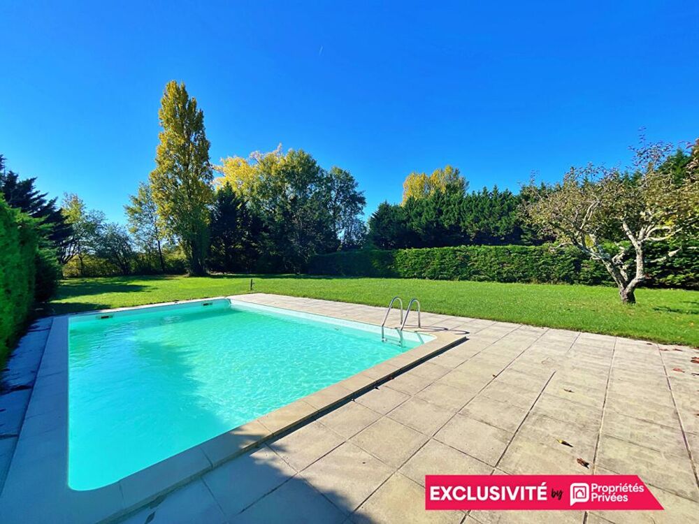 Vente Maison Maison Saint Paul 6 pièce(s) 122,5 m2 piscine et jardin 3000 m2 Saint paul