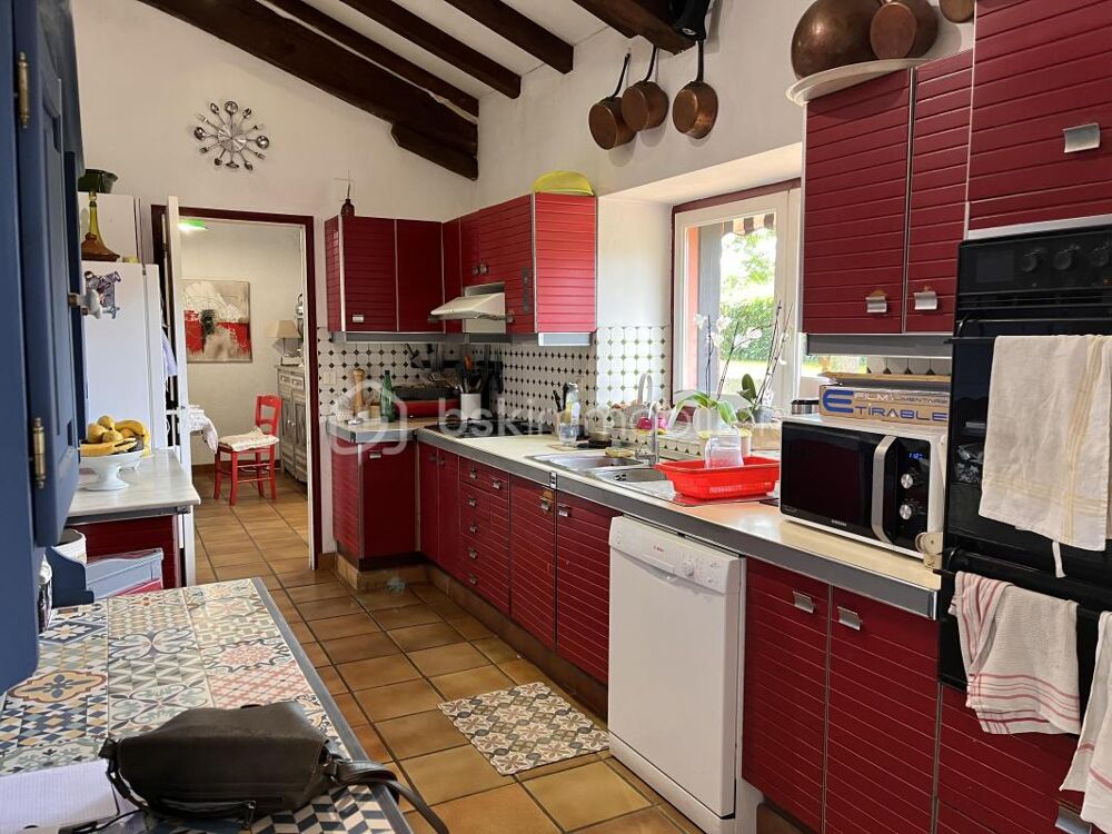  vendre  Proprit/chteau Saint-Vincent-de-Tyrosse (40230)