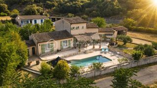  Propriété/château à vendre 5 pièces 185 m²