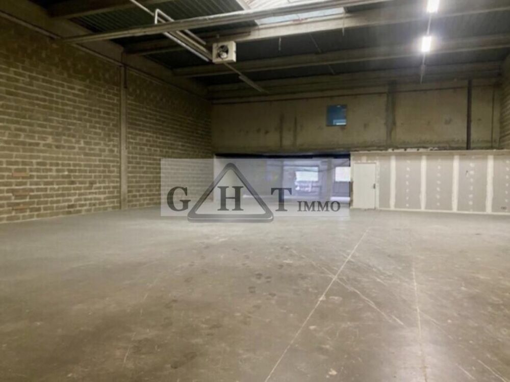   Entrepôt Bureaux A louer Gennevilliers 