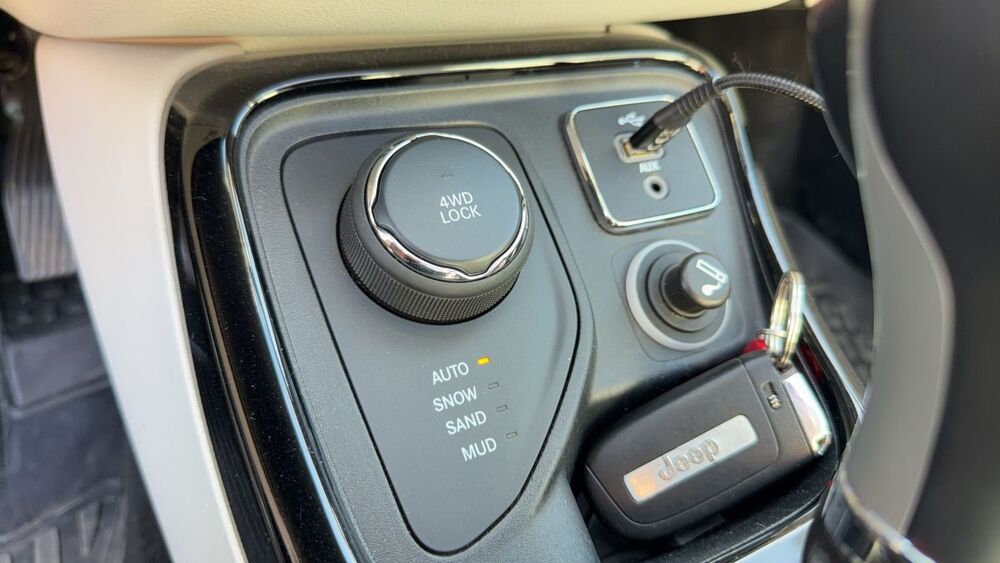Compass 2.0 MultiJet II 170 4x4 BVA9 Limited - Automatique Toit ouvr 2018 occasion 11000 Carcassonne