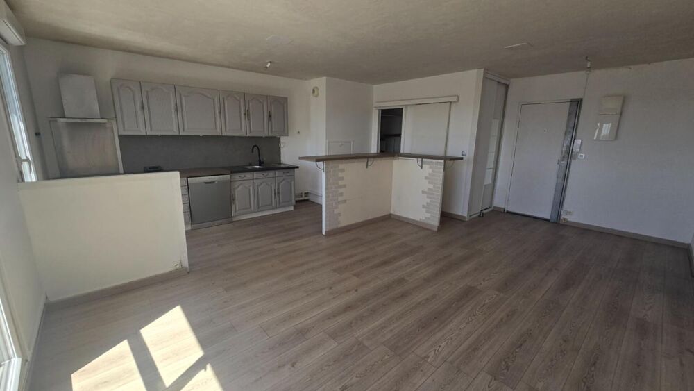 Vente Appartement 93270 SEVRAN  - Appartement 2 pièces 55.02 m² - Balcon- Dernier étage Sevran