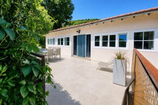  Maison à vendre 12 pièces 304 m²