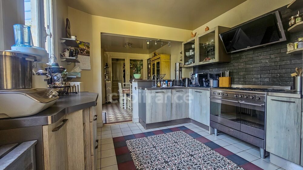 à vendre  Propriété/château Étampes (91150)