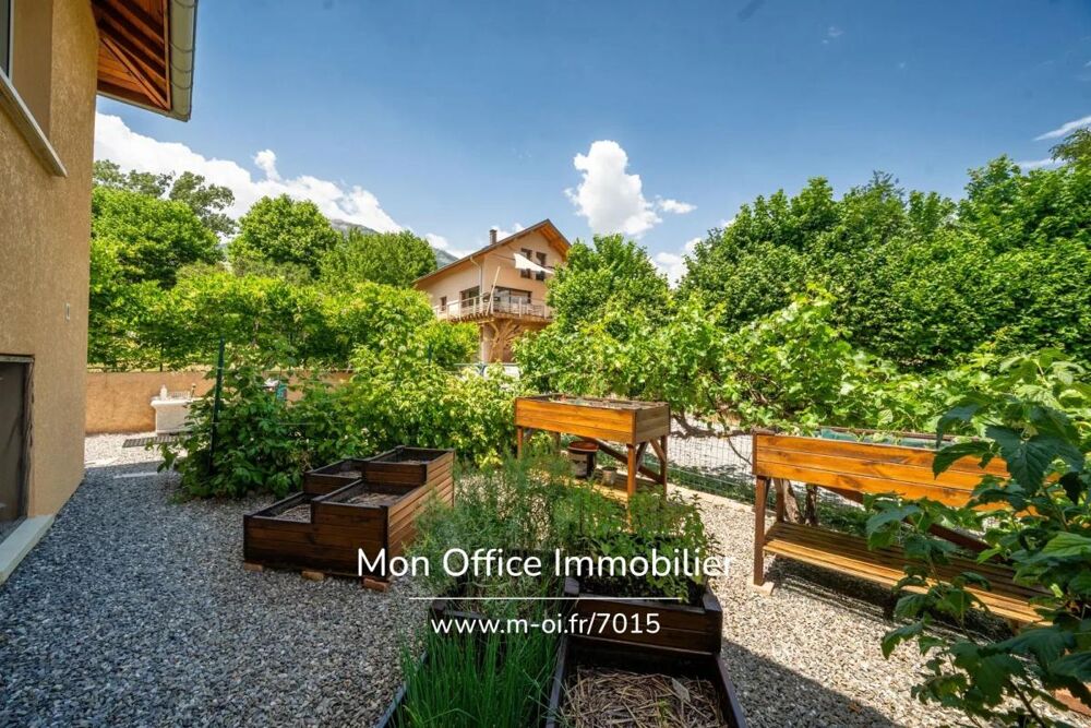 Référence : 7015-EBO. - Maison 4 pièces 96 m2 habitable et 160 m2 au sol avec jardin proche plan d'eau