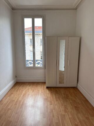  Immeuble  vendre 11 pices 245 m