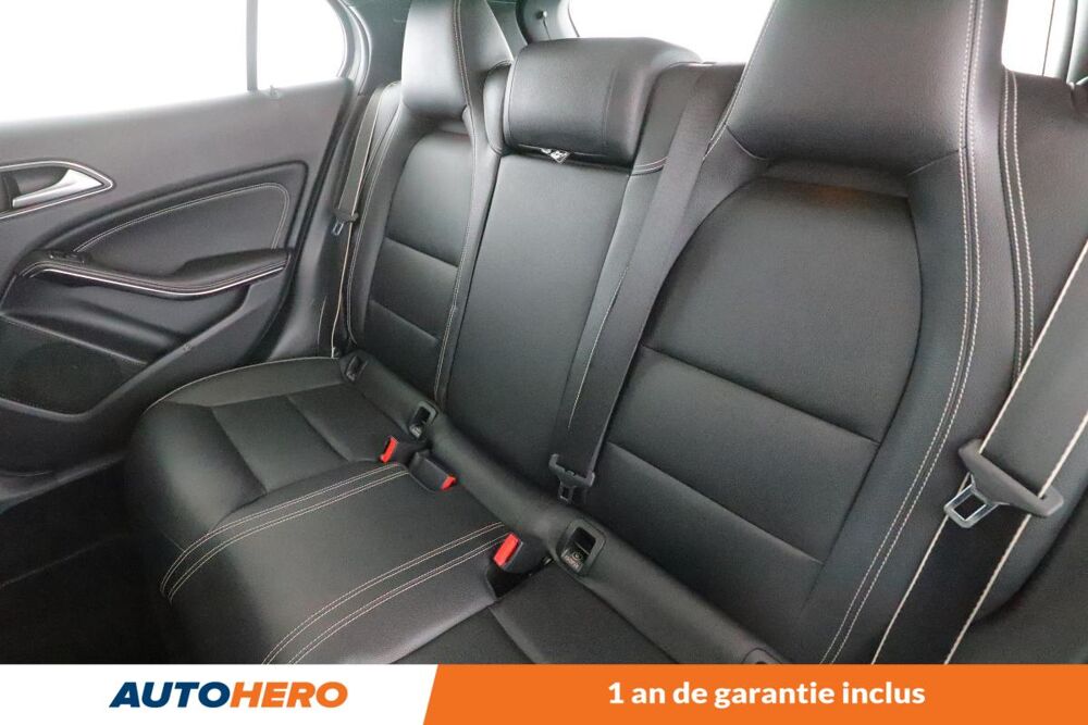 Classe GLA 200 Starlight Edition 7G-DCT 156 ch 2019 occasion 92130 Issy-les-Moulineaux