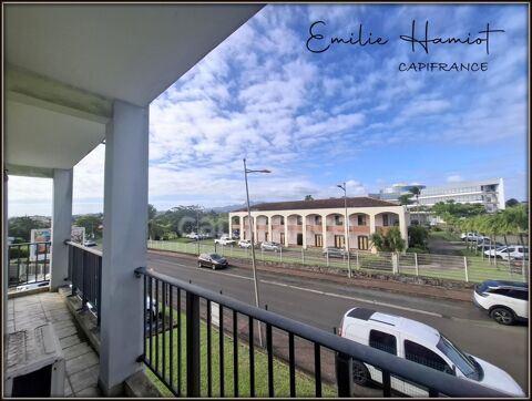 &Agrave; Louer - Local professionnel 116m&sup2; - Lamentin - Place d'Armes 2668 97232 Le lamentin