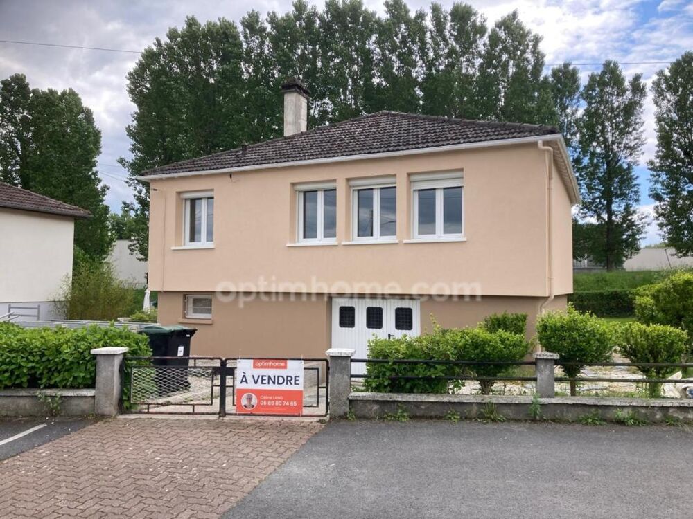 Maison individuelle rénovée  2 chambres + bureau / chambre dappoint  Jardin, garage et sous-sol complet  Charleville-Mézière