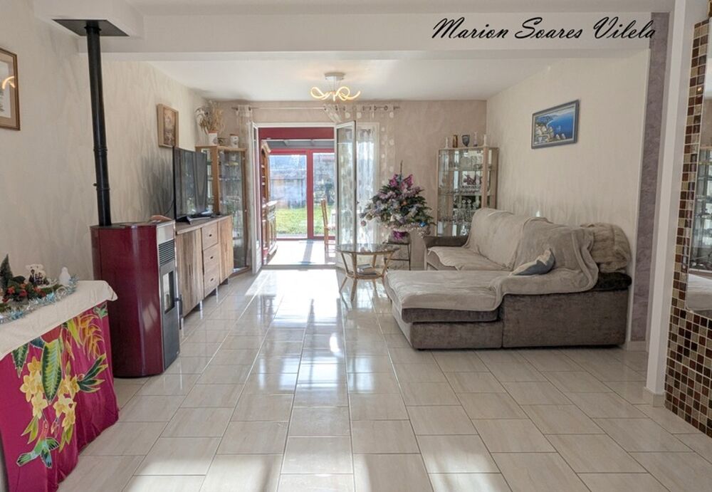 Vente Maison EXCLUSIVITE Maison atypique avec 3 espaces de vie indépendants sur plus de 1300 m² de terrain– Chaumes-en-Brie (77390) Chaumes en brie