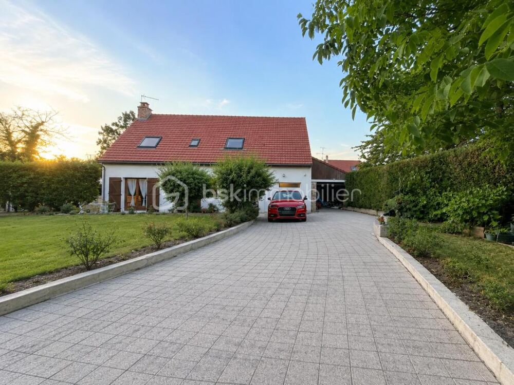 Vente Maison Maison familiale 8 pièces à Fontenay-lès-Briis Fontenay les briis