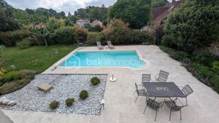  Maison  vendre 7 pices 210 m